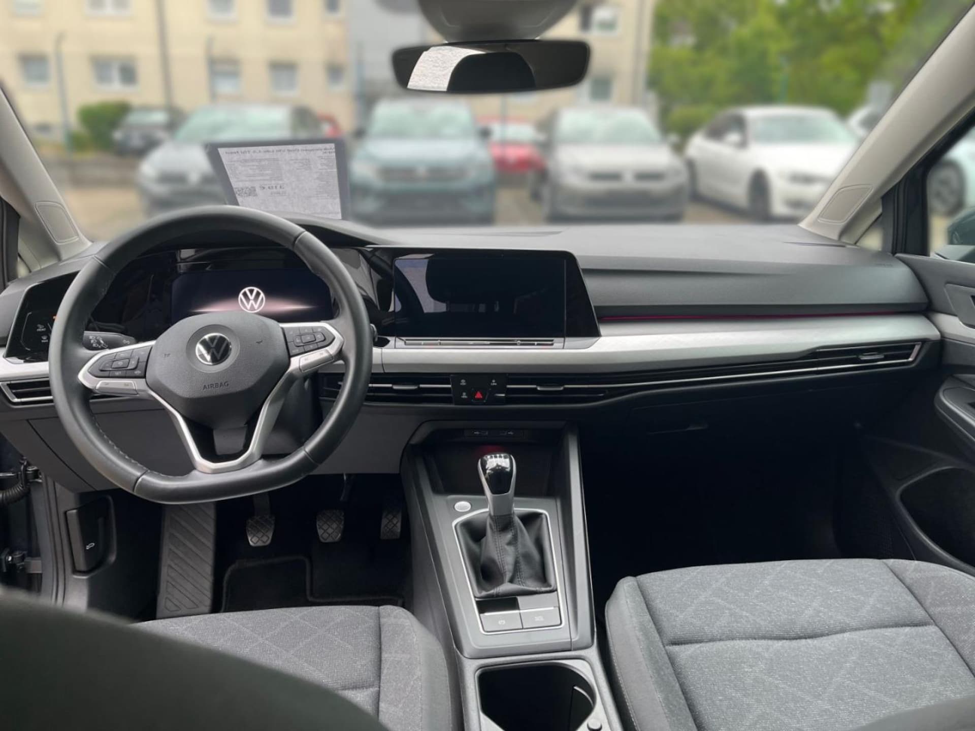 Volkswagen Golf Life