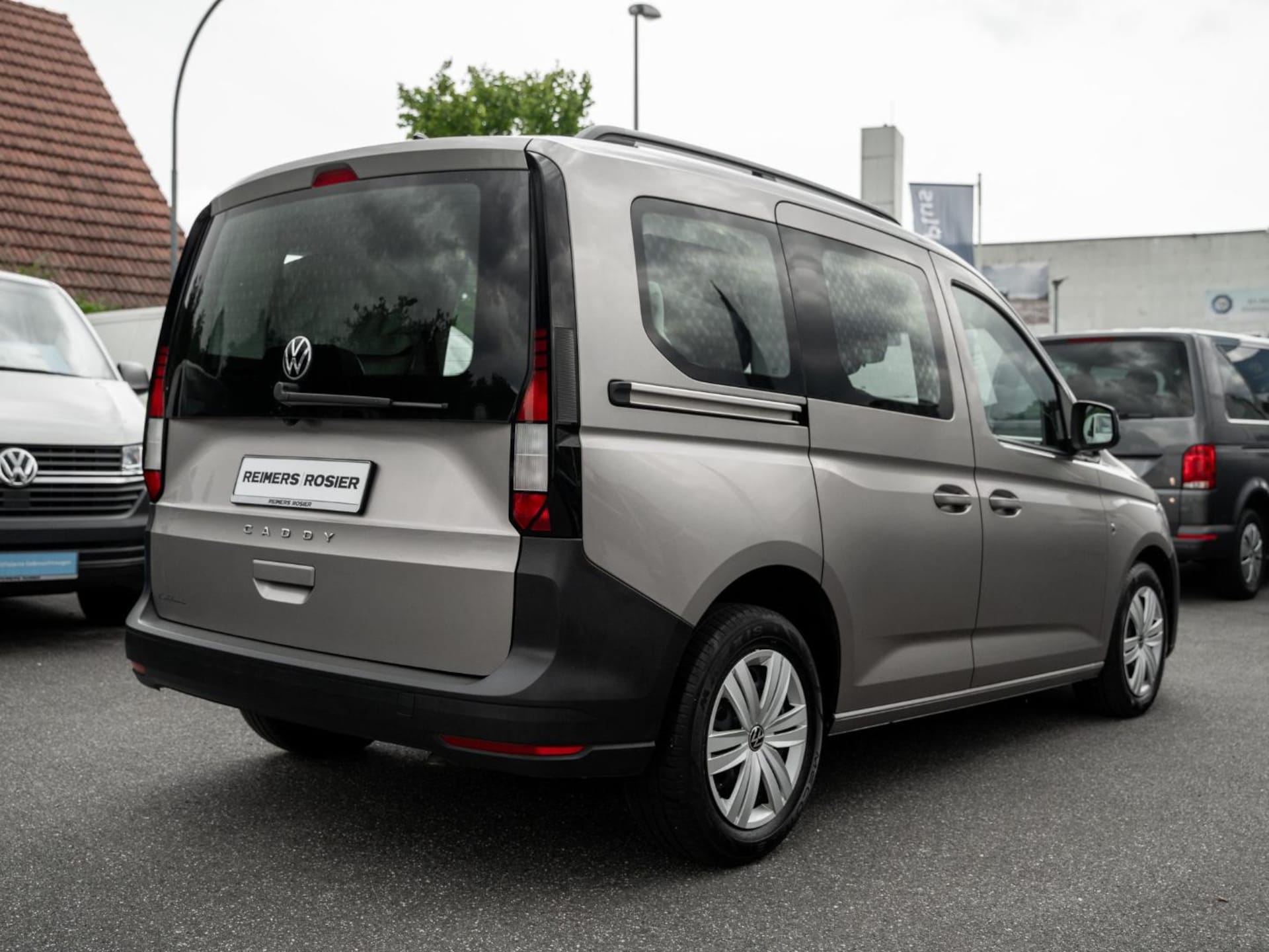Volkswagen Caddy California