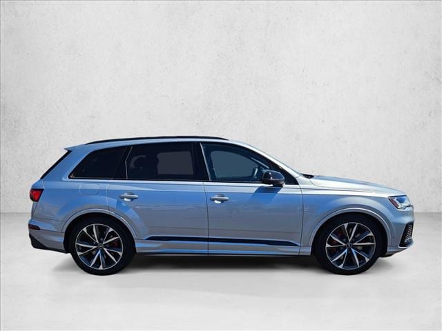 2023 Audi SQ7
