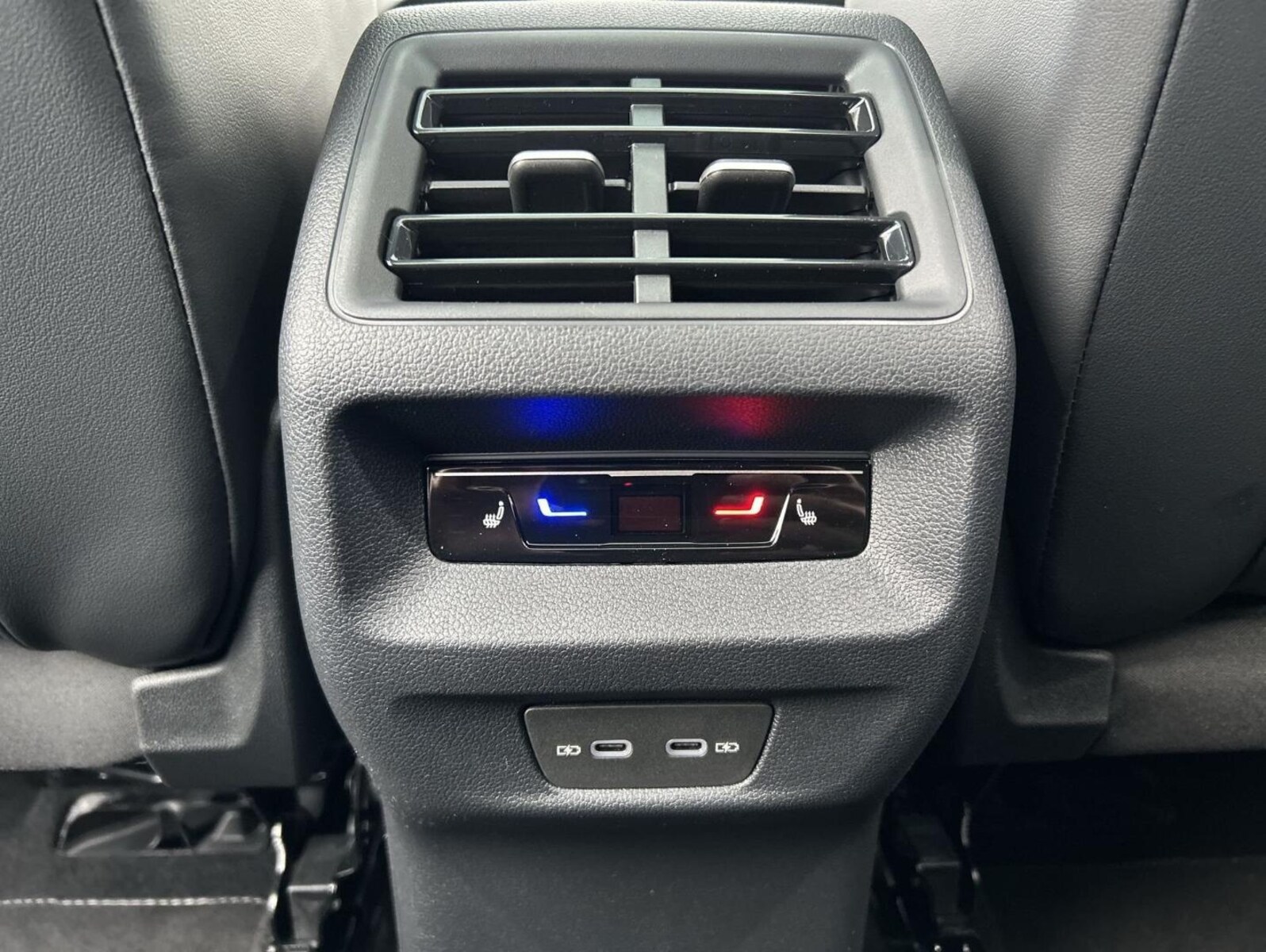 Volkswagen Tiguan – Bild 19