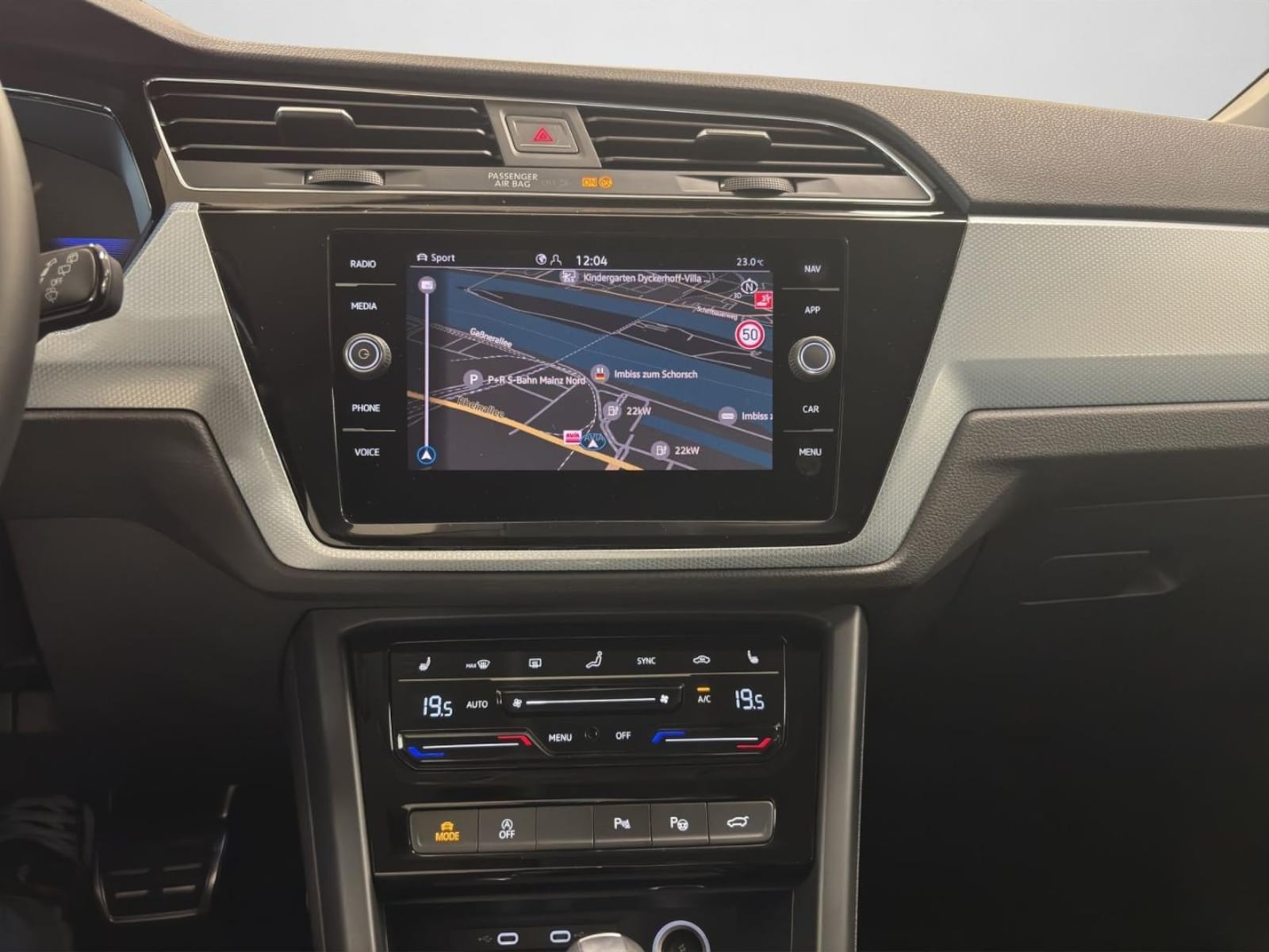Volkswagen Touran – Bild 11