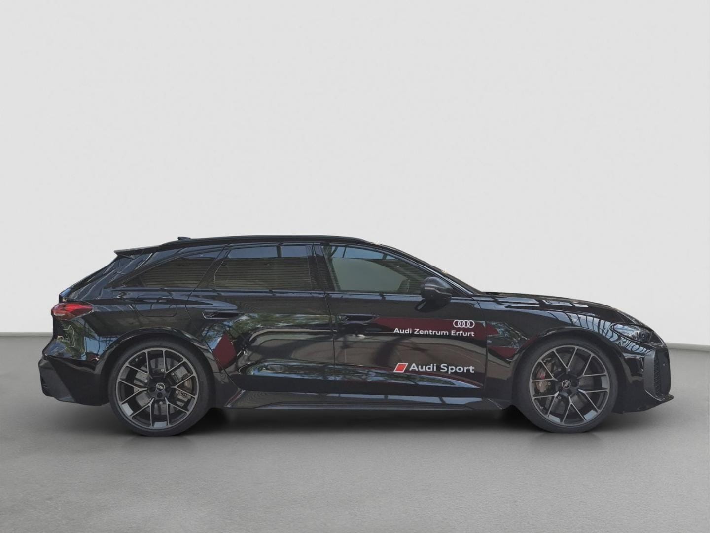 Bild über Audi RS 5 Avant TFSI quattro 470 kW tiptronic - für weitere Informationen kontaktieren Sie den Audi Partner