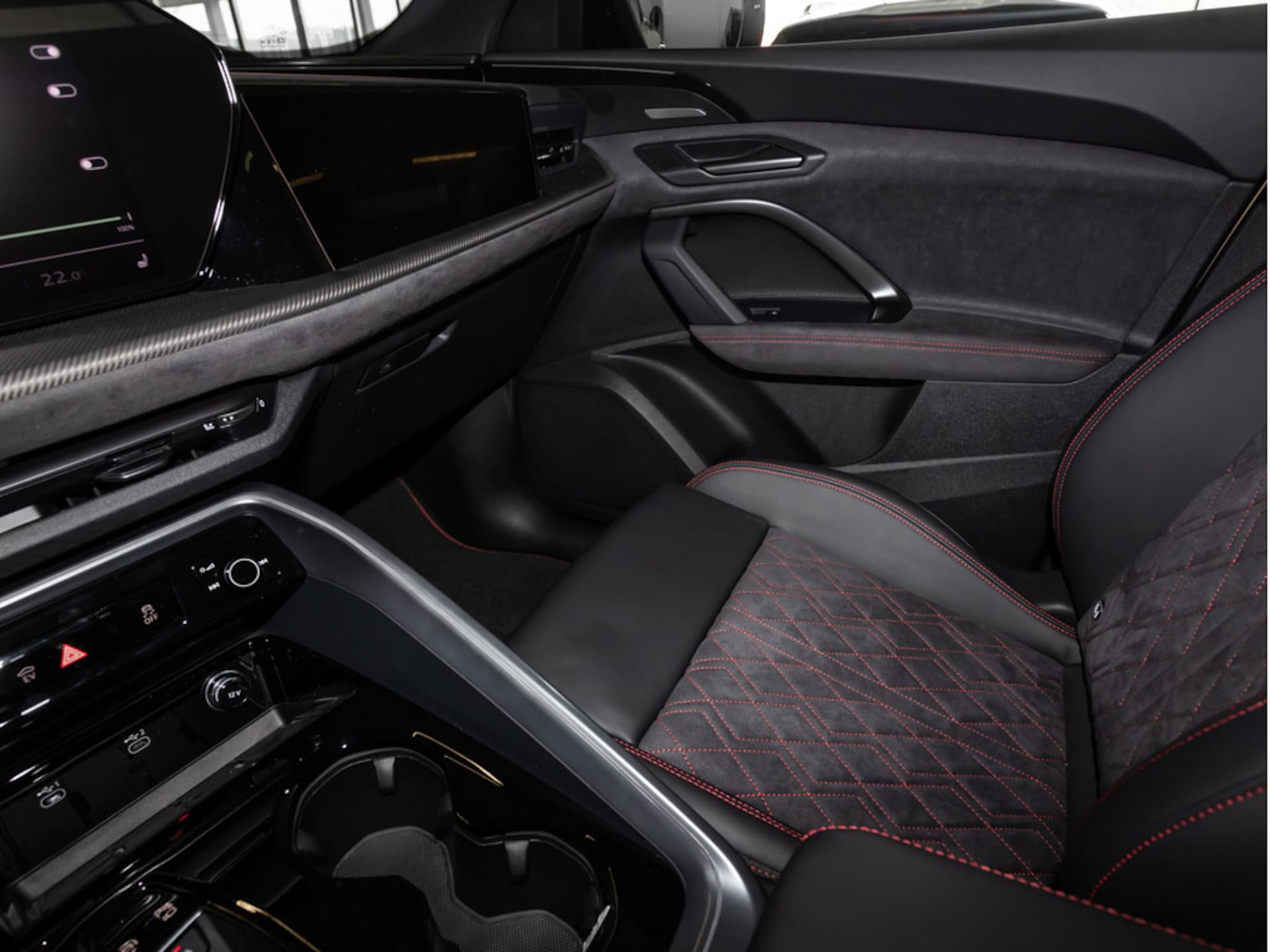 Audi Q5 SUV e-hybrid edition one