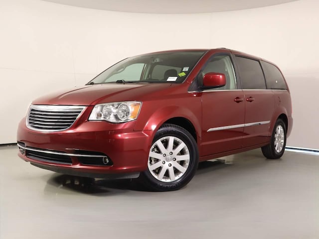 2016 Chrysler Town & Country