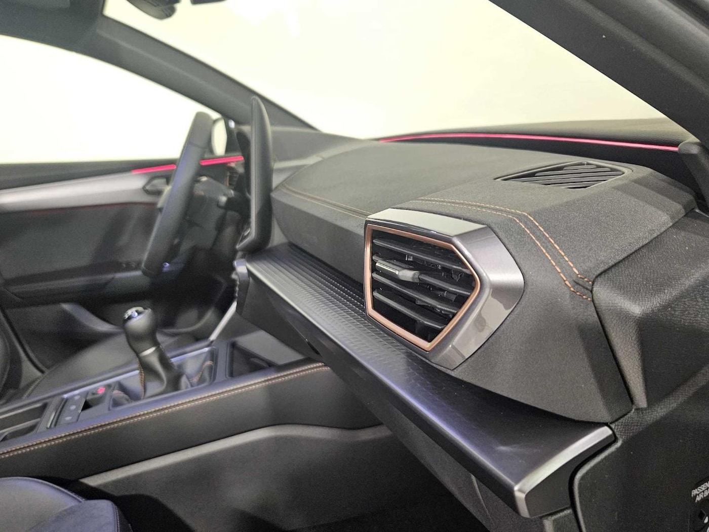 CUPRA Leon León 1.5 TSI 110 kW (150 CV) — photo 16