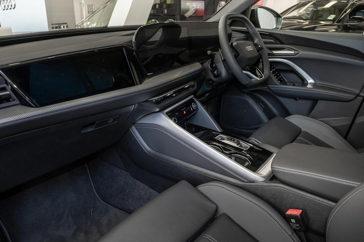 Image about Audi Q5 SUV TDI quattro 150 kW sport