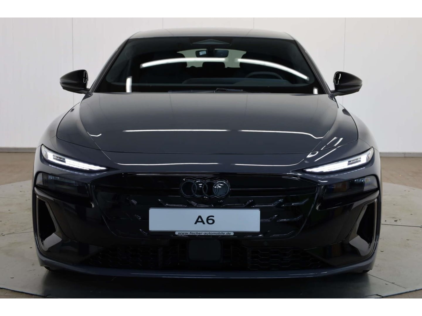 Bild über Audi A6 Avant e-tron S line business e-tron quattro 315 kW - für weitere Informationen kontaktieren Sie den Audi Partner