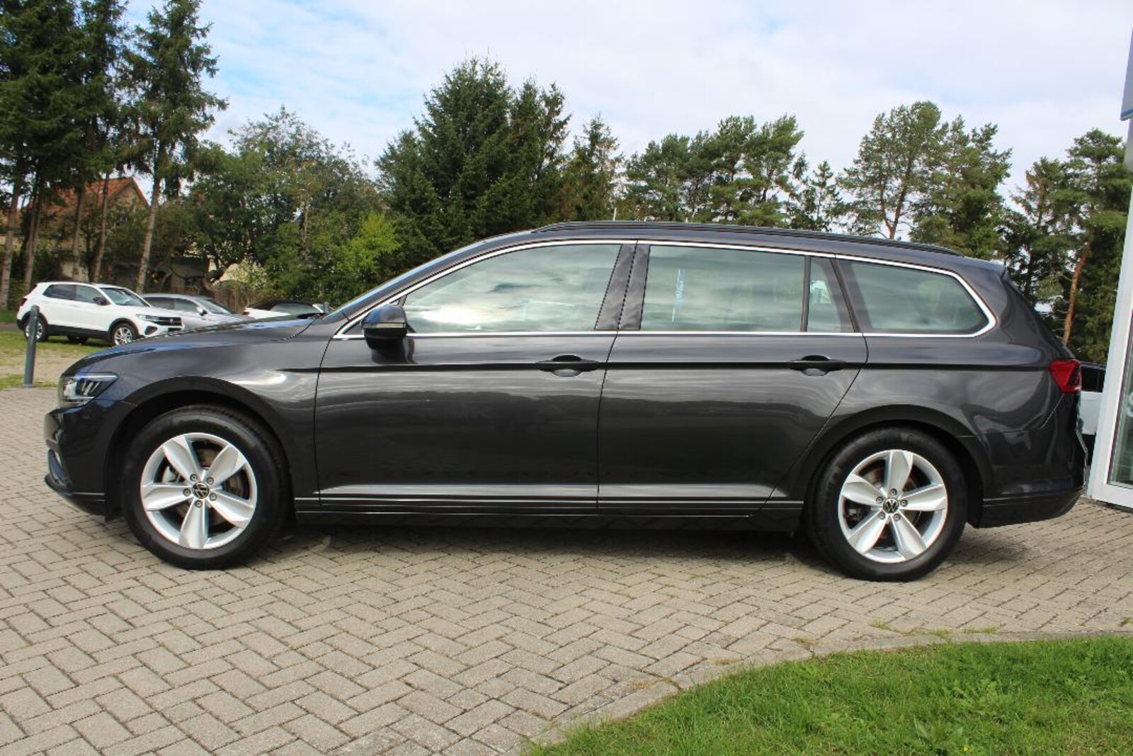 Volkswagen Passat Variant – Bild 2