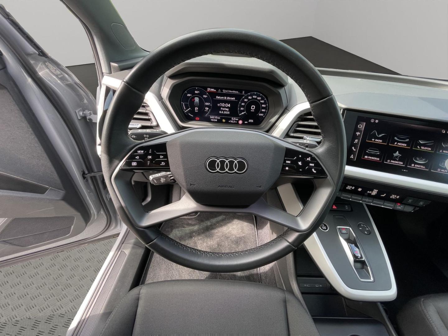 Image about Audi Q4 e-tron 40 e-tron