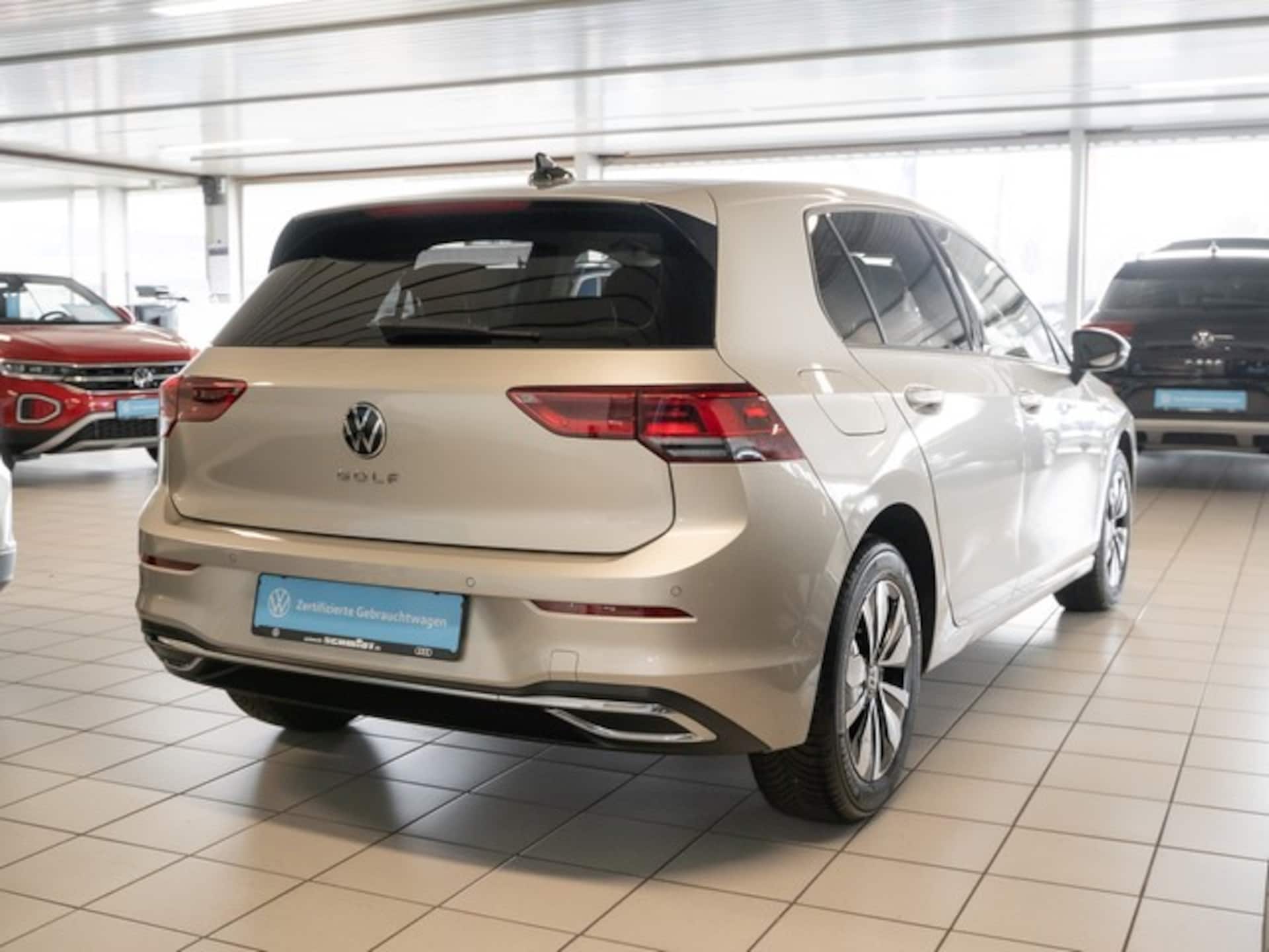 Volkswagen Golf MOVE