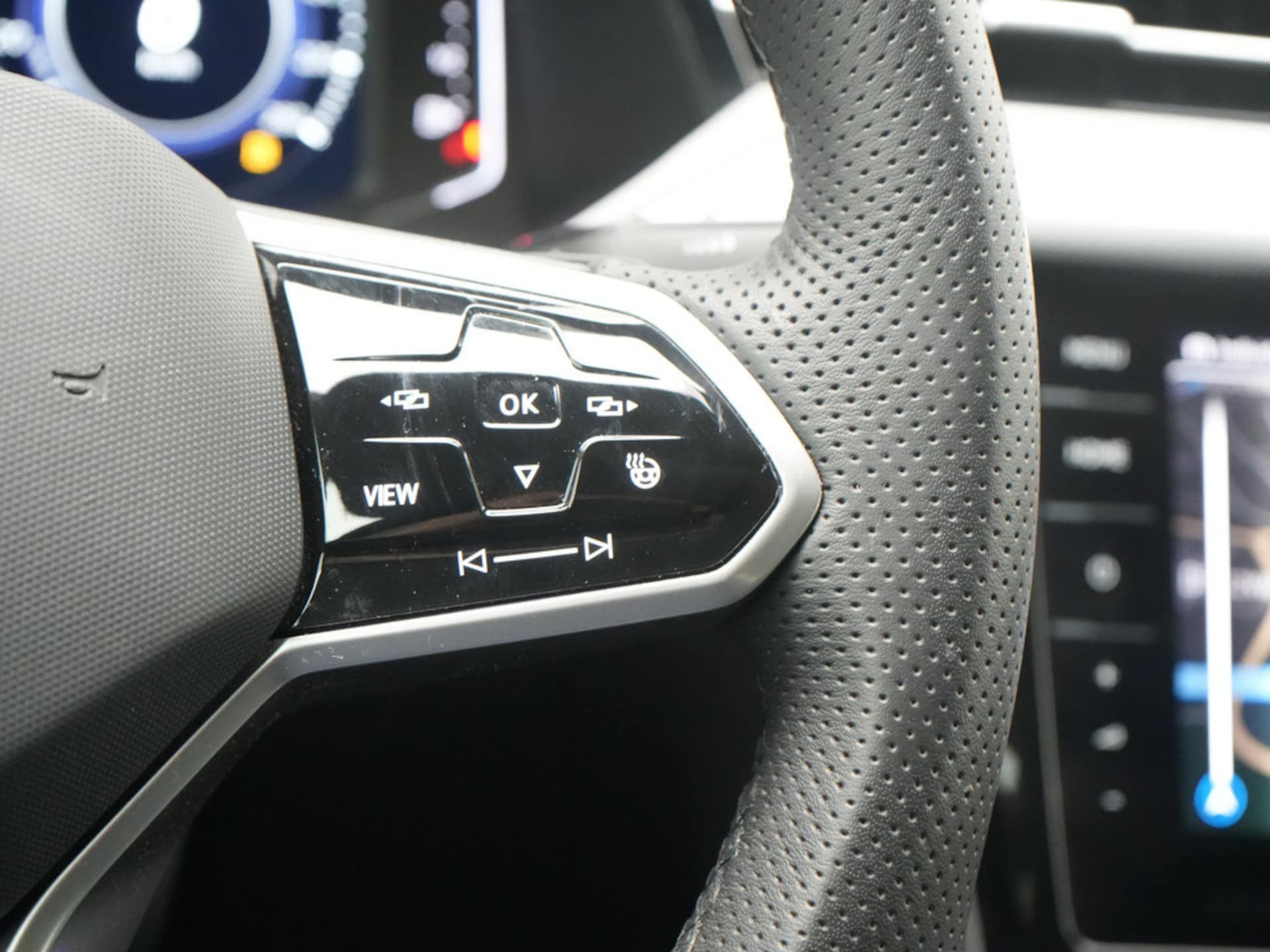 Volkswagen Arteon R-Line