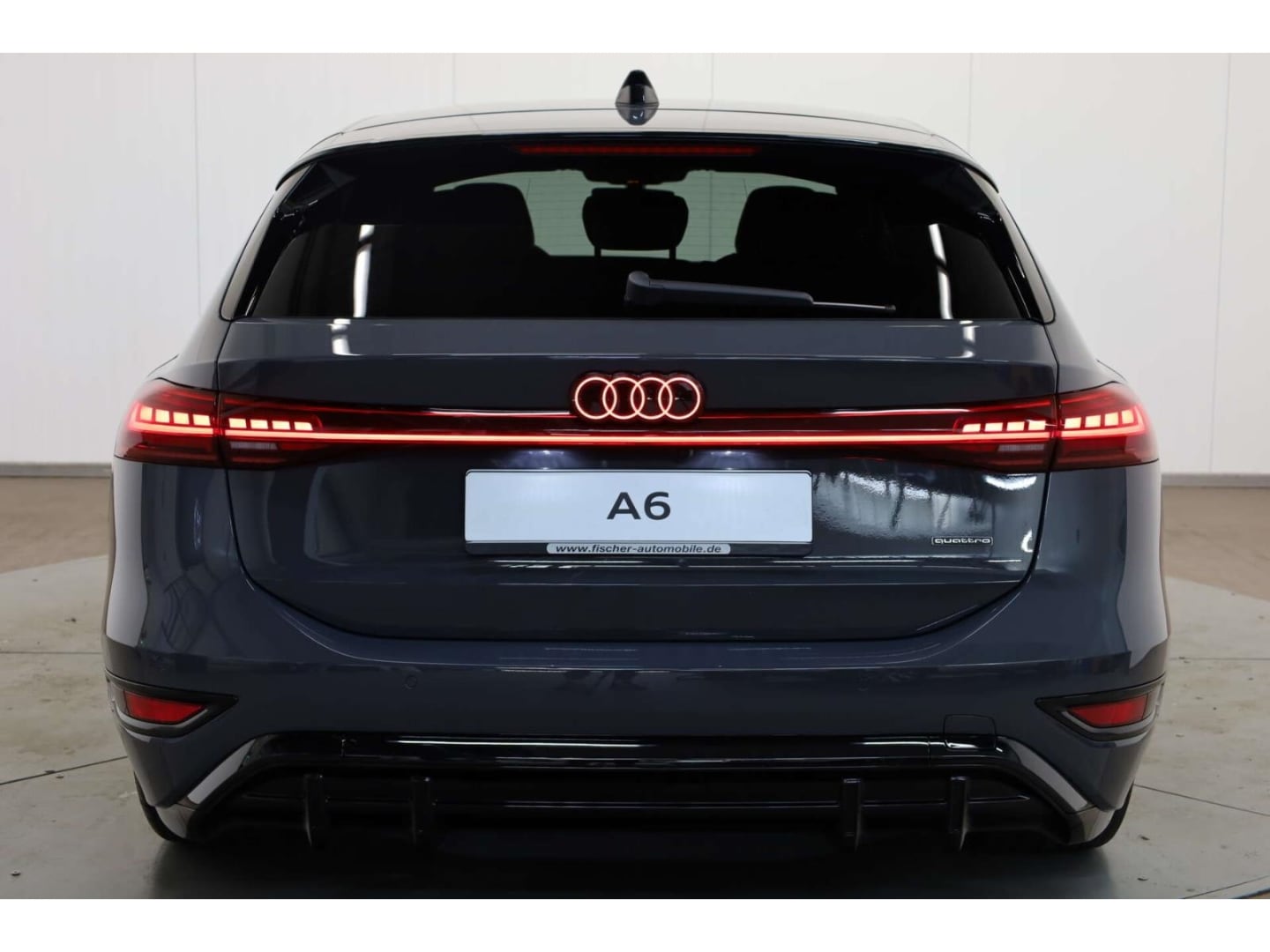 Bild über Audi A6 Avant e-tron S line business e-tron quattro 315 kW - für weitere Informationen kontaktieren Sie den Audi Partner