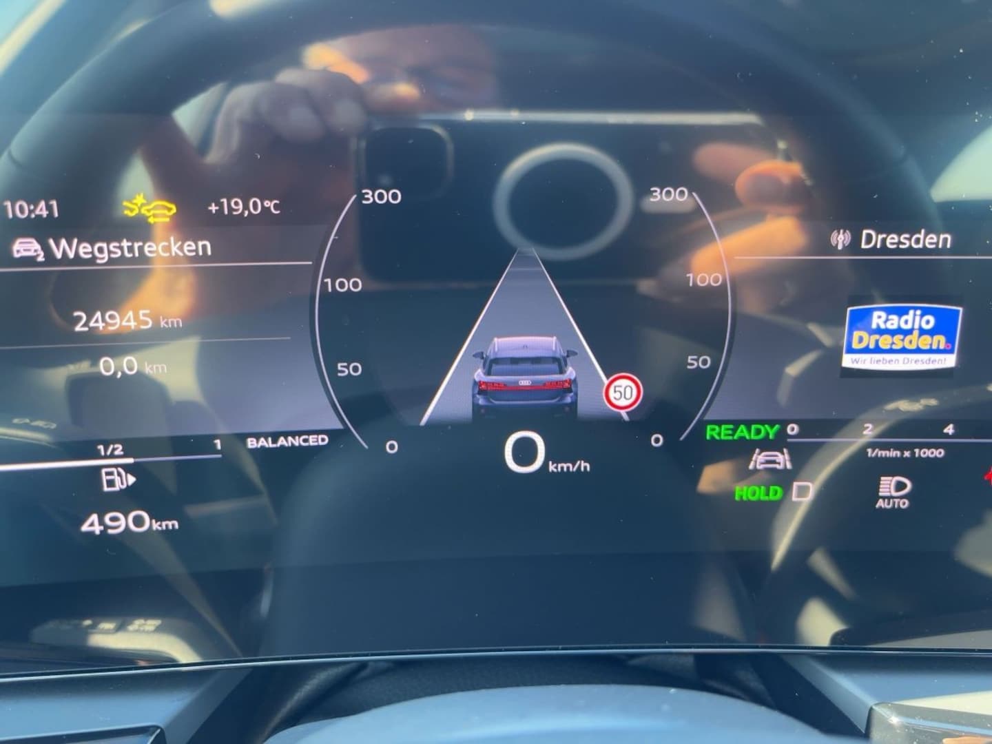 Bild über Audi A6 Avant TDI quattro 150 kW S tronic - für weitere Informationen kontaktieren Sie den Audi Partner
