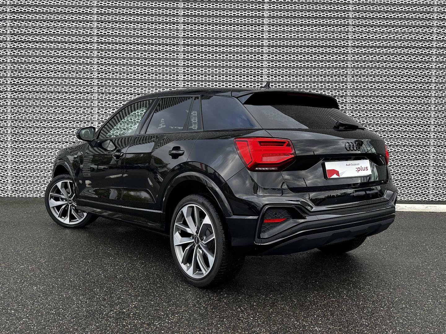 Image about Audi Q2 S line plus 35 TFSI 110 kW (150 ch) S tronic