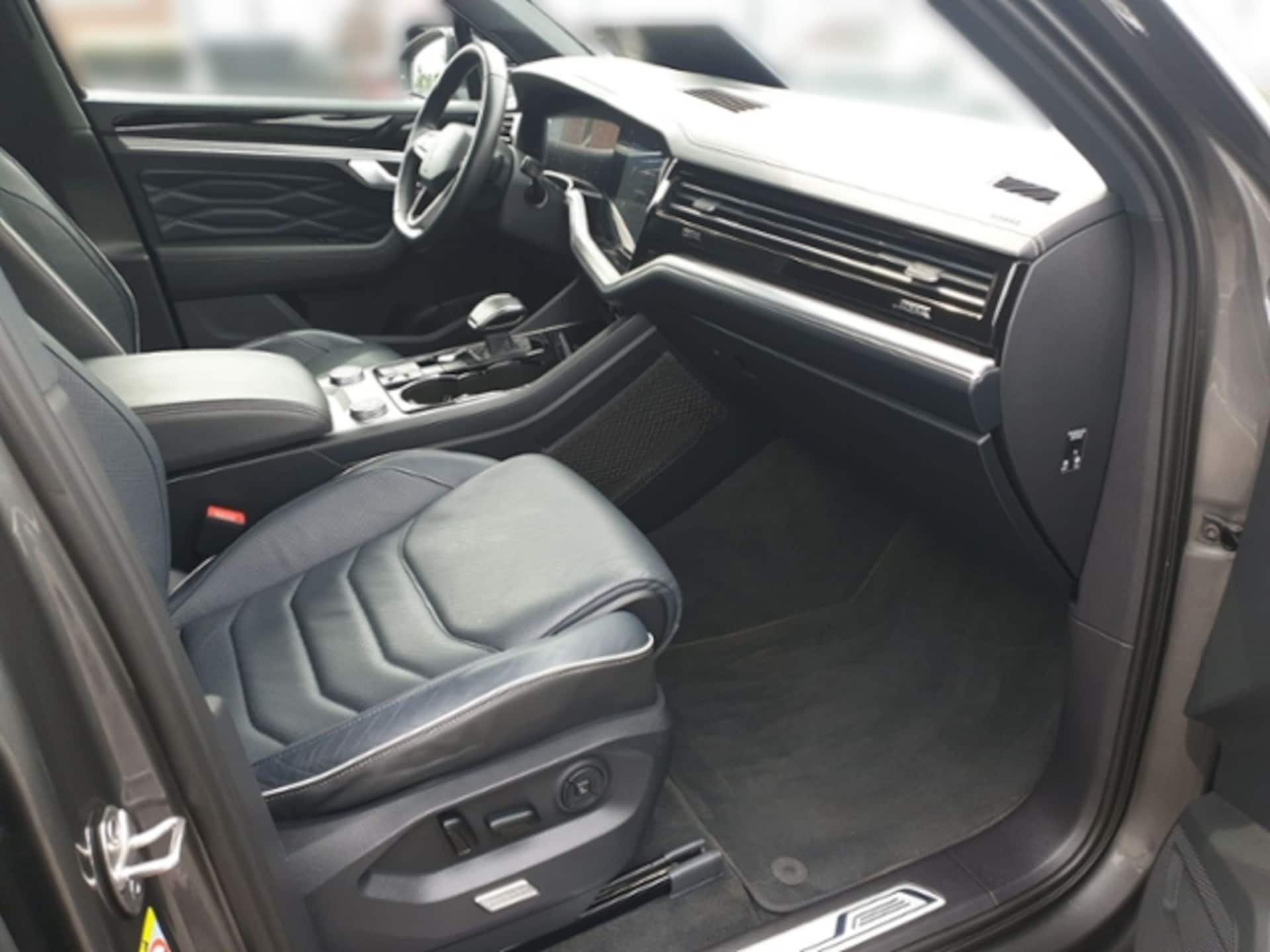 Volkswagen Touareg Elegance
