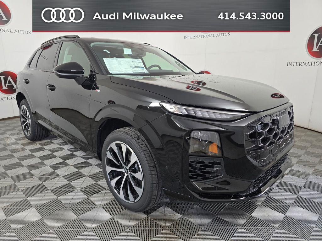2026 Audi Q3 S line quattro's photo