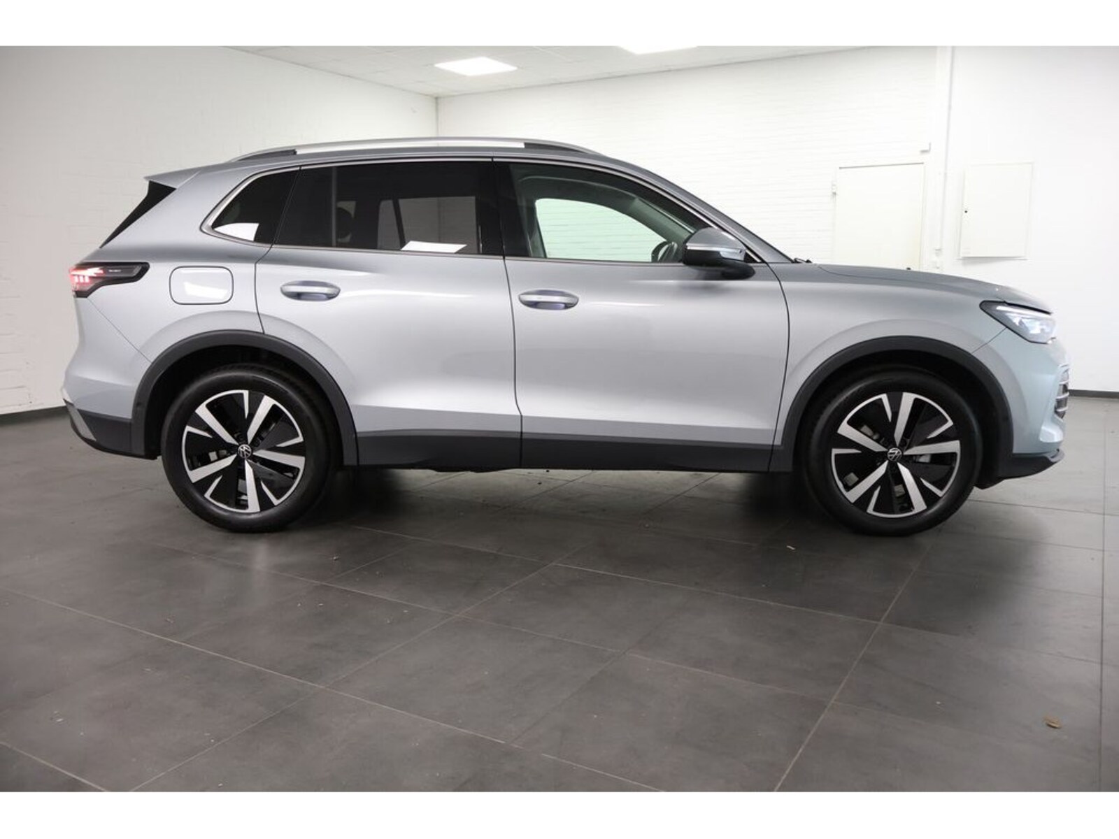 Volkswagen Tiguan – Bild 4