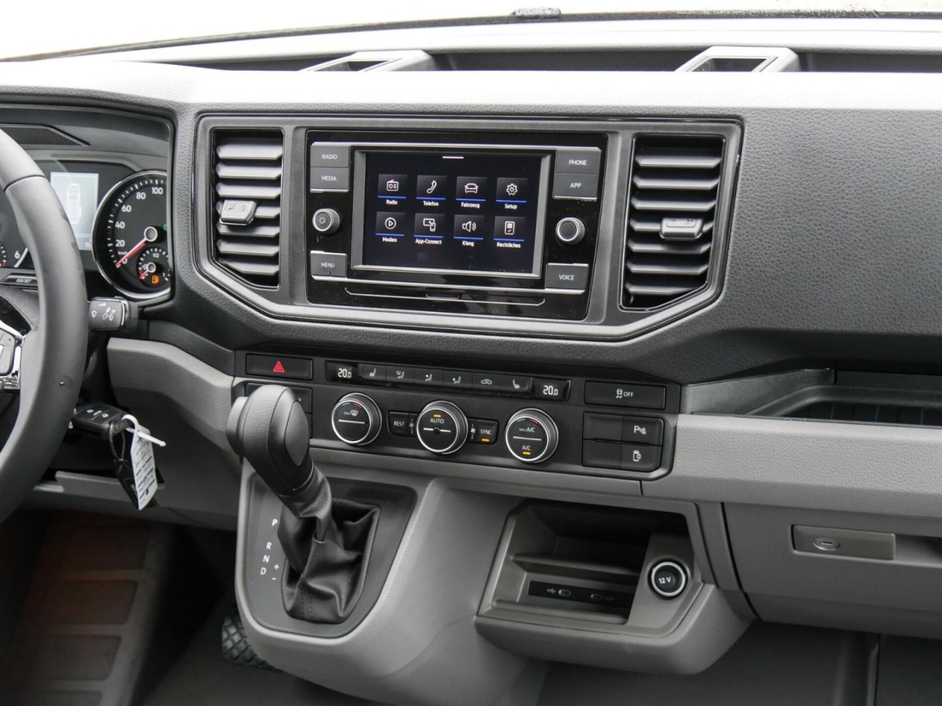 Volkswagen Grand California 600