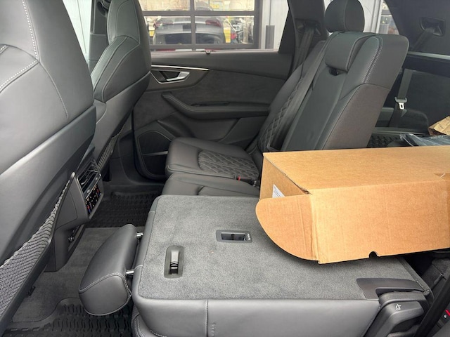 2026 Audi SQ7 Premium Plus - Photo 22