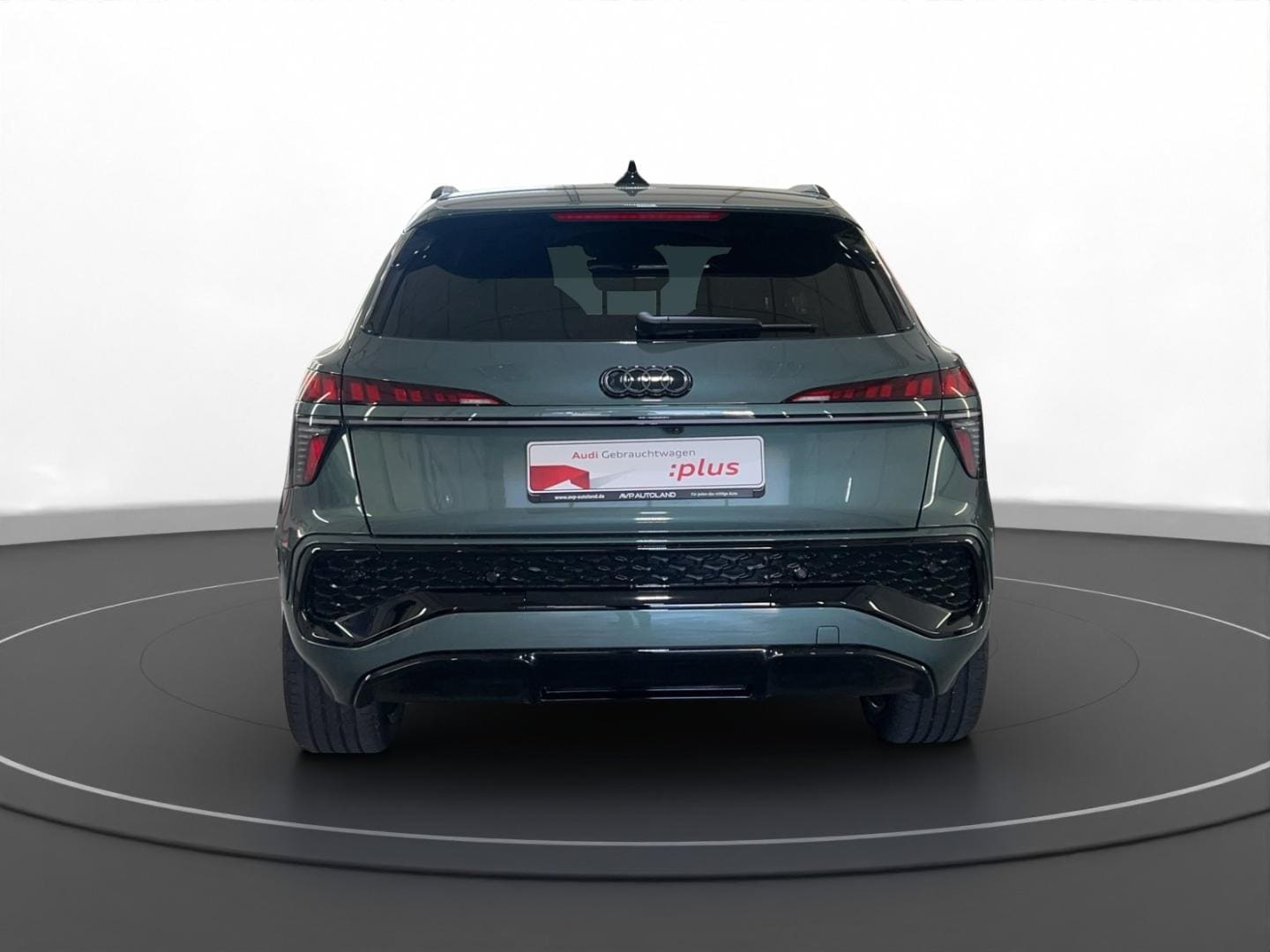 Bild über Audi Q3 SUV TDI 110 kW S tronic - für weitere Informationen kontaktieren Sie den Audi Partner