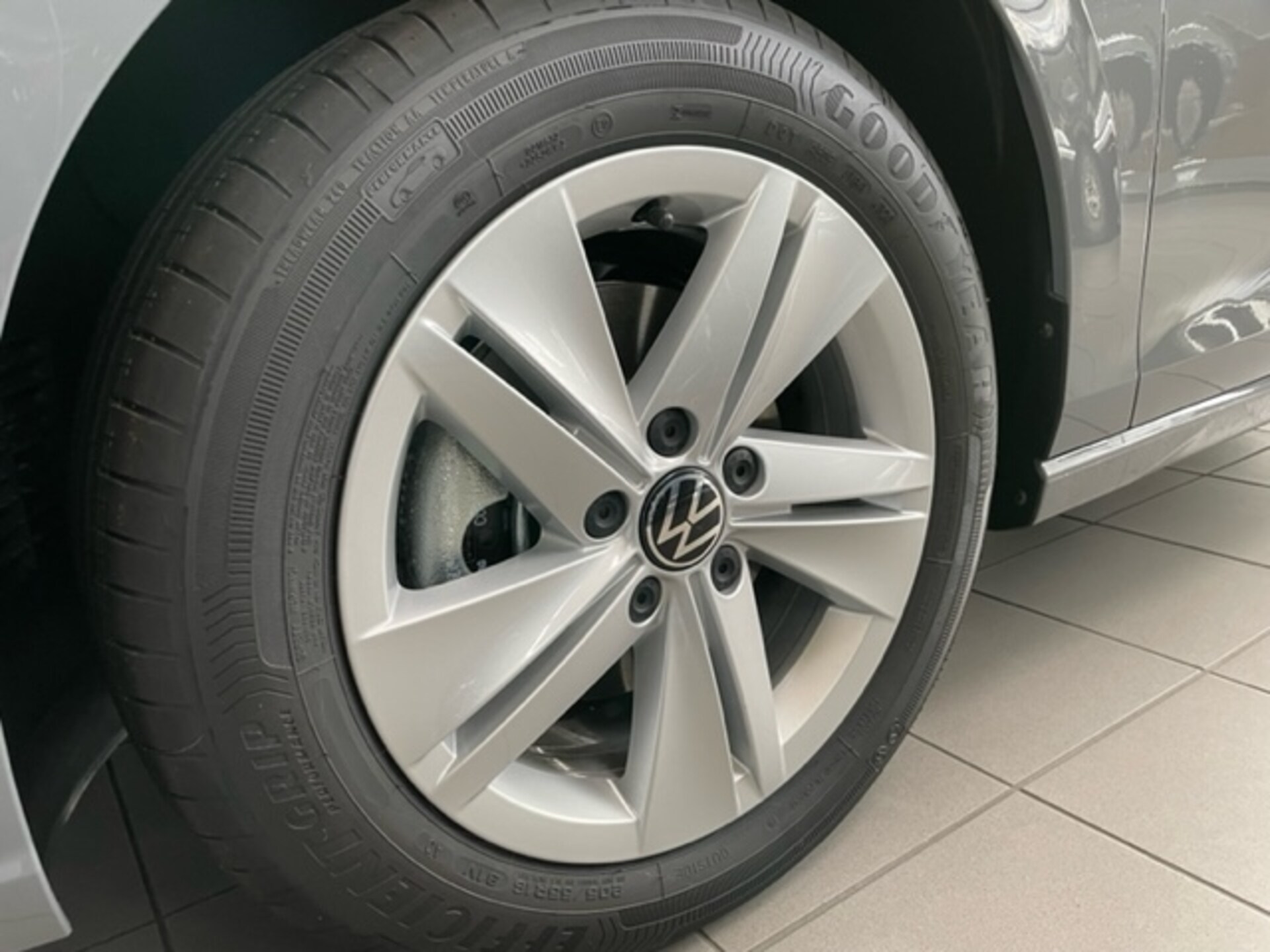 Volkswagen Golf Variant Life