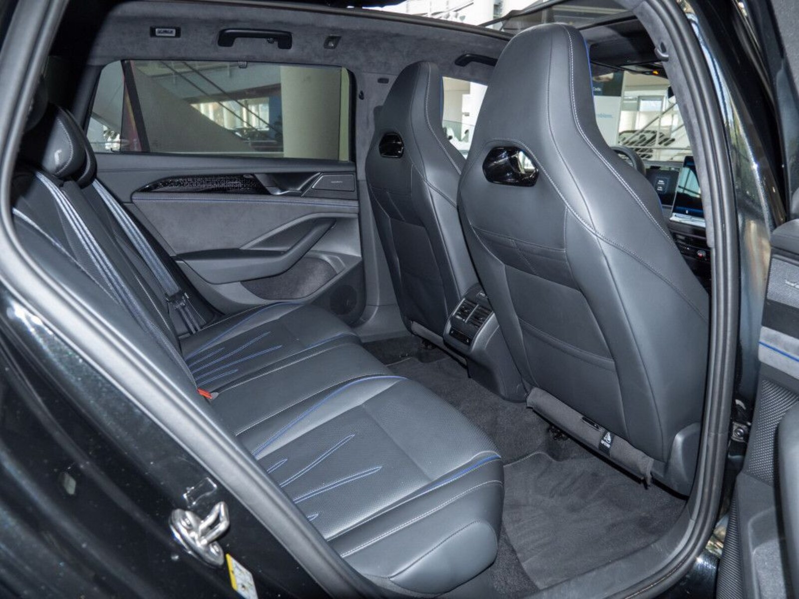 Volkswagen Passat – Bild 5