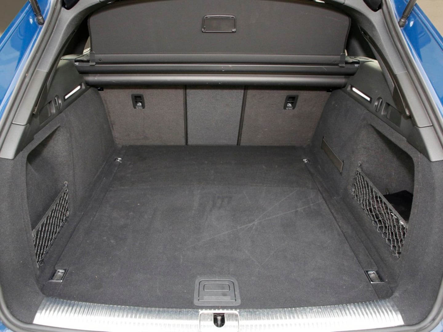 Bild über Audi A4 Avant S line 35 TDI S tronic - für weitere Informationen kontaktieren Sie den Audi Partner
