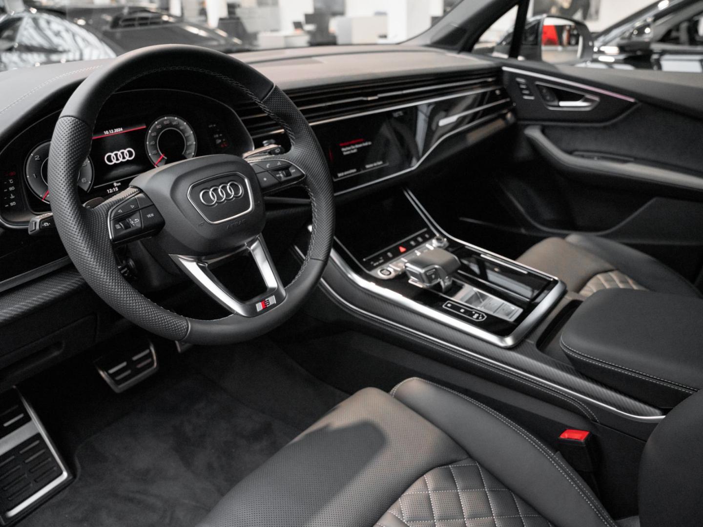 Image about Audi Q7 SUV S line 50 TDI quattro tiptronic