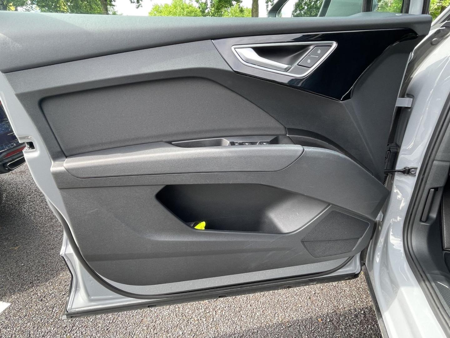 Image about Audi Q4 e-tron 40 e-tron
