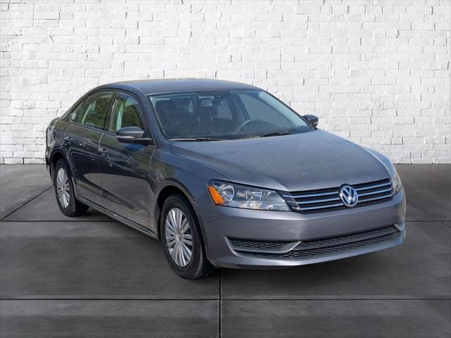 2014 Volkswagen Passat S