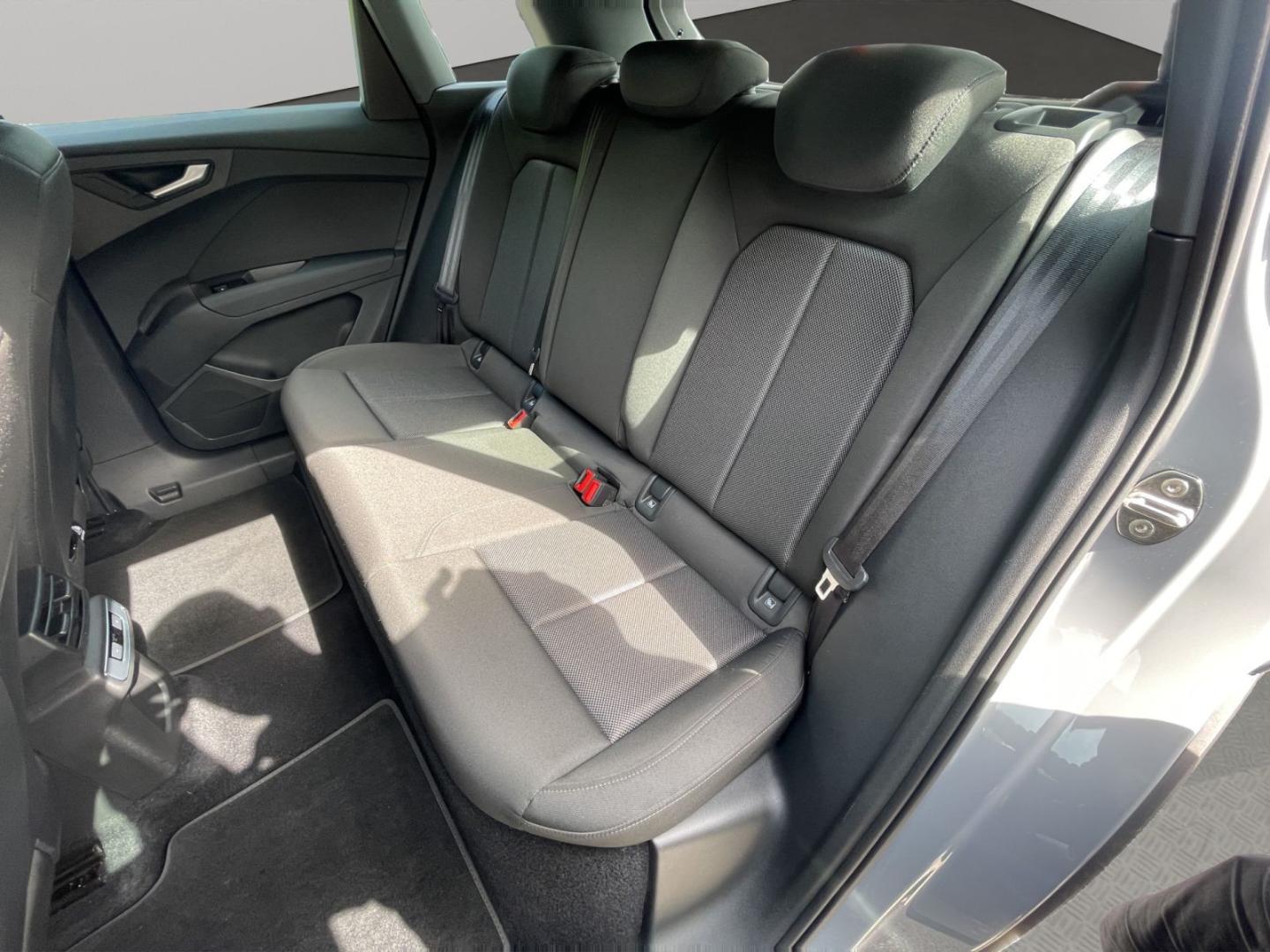 Image about Audi Q4 e-tron 40 e-tron