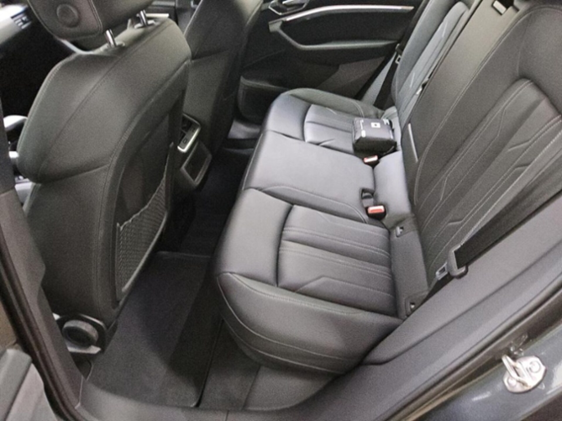 Audi e-tron S line
