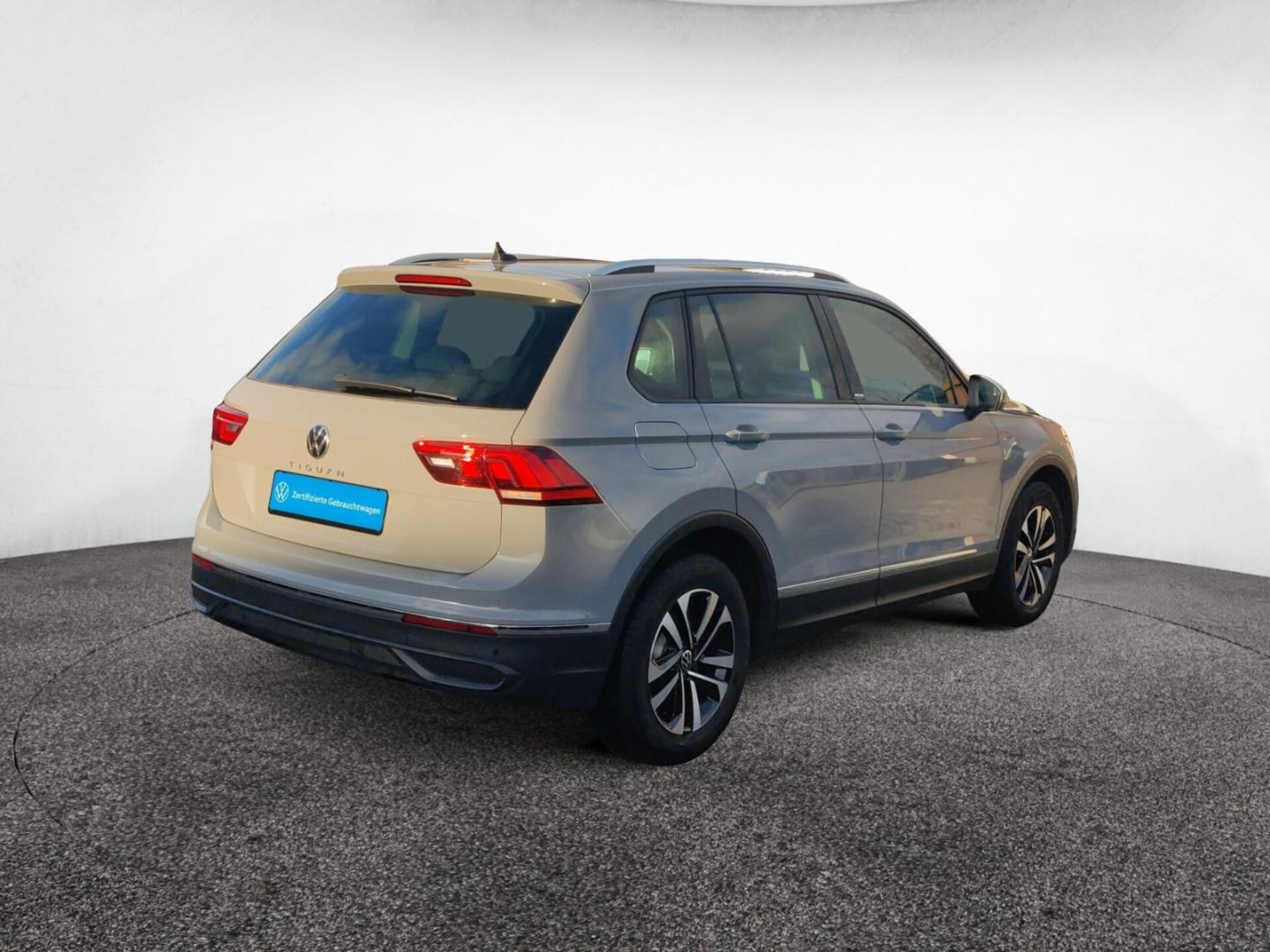 Volkswagen Tiguan United