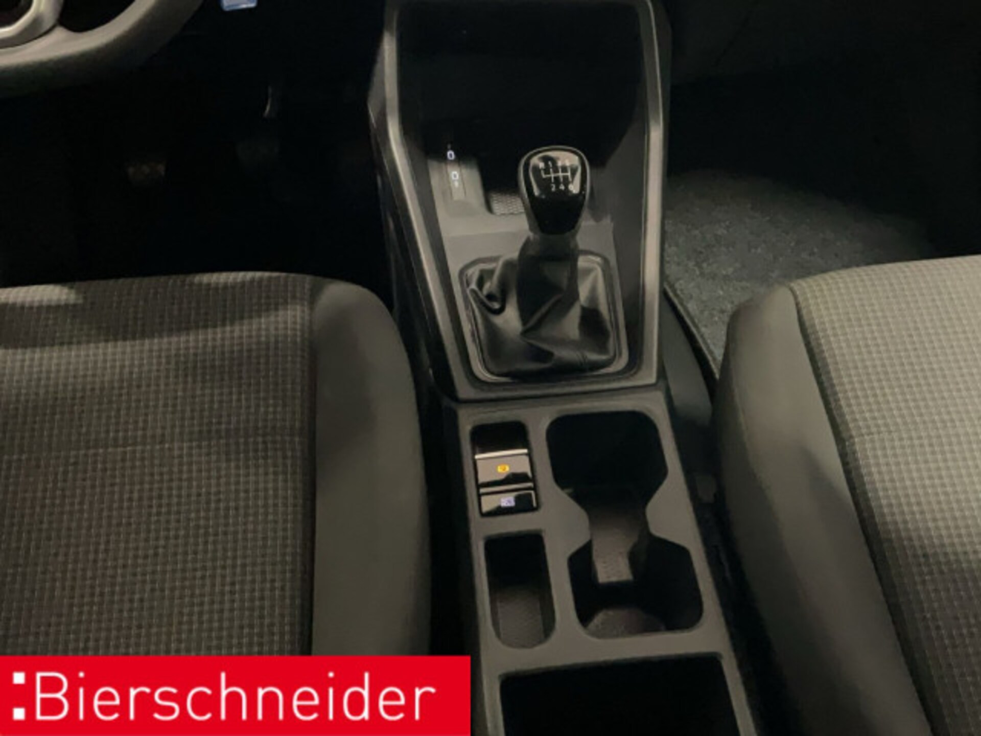 Volkswagen Caddy Basis-Modell