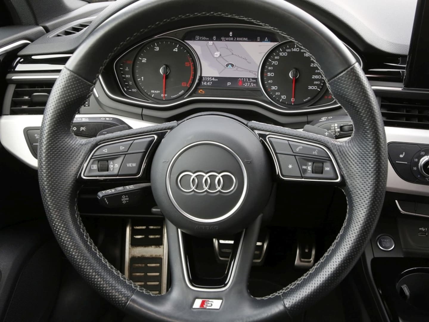 Bild über Audi A4 Avant S line 35 TDI S tronic - für weitere Informationen kontaktieren Sie den Audi Partner