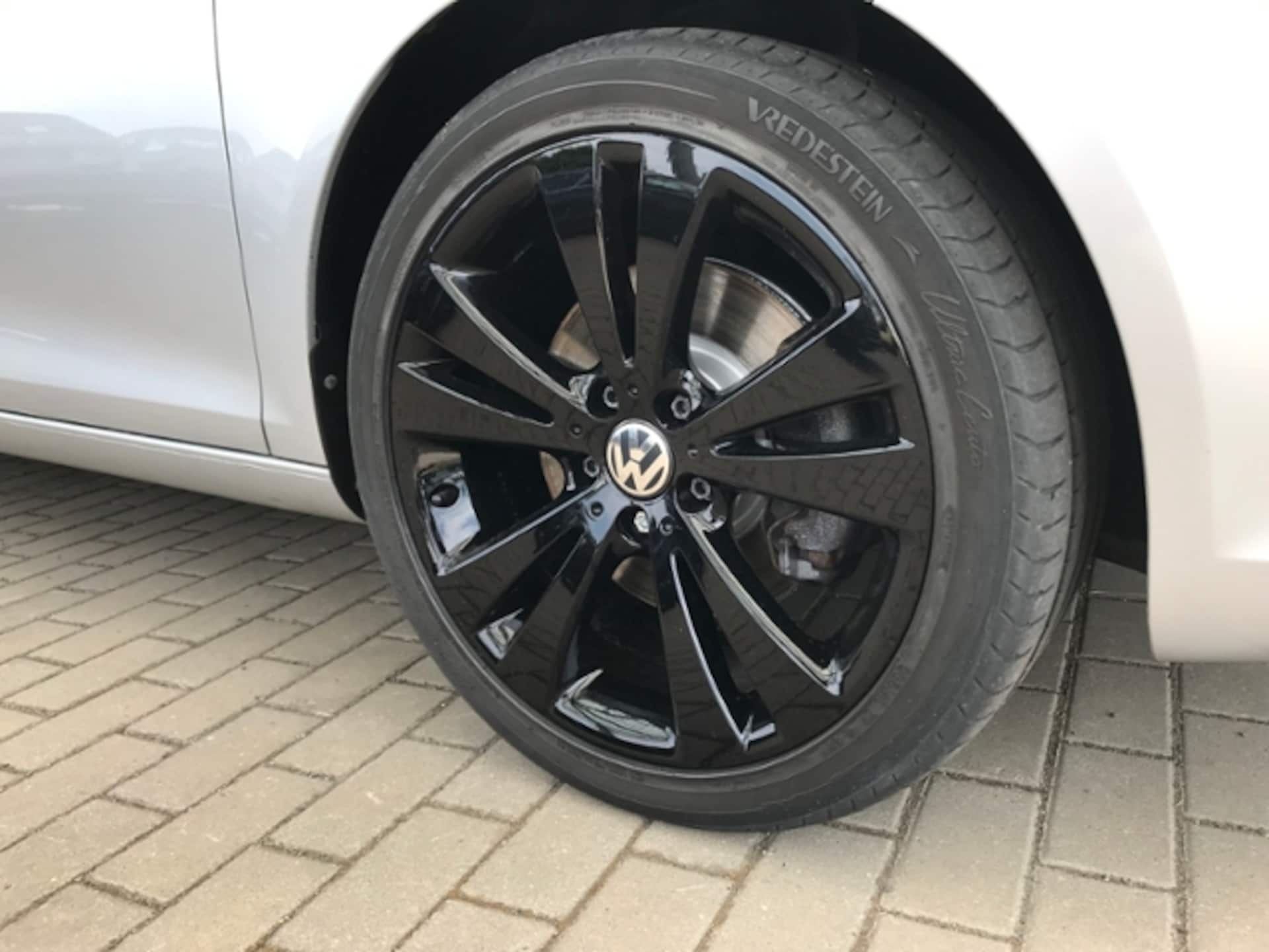 Volkswagen Eos