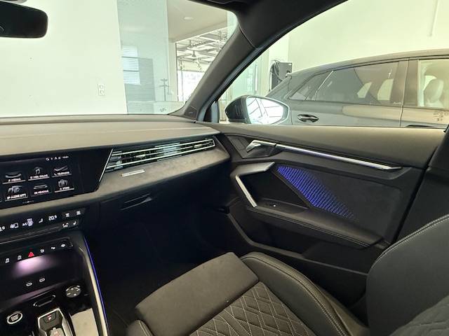 Image about Audi A3 Berline S line 35 TFSI Hybride 110 kW (150 ch) S tronic