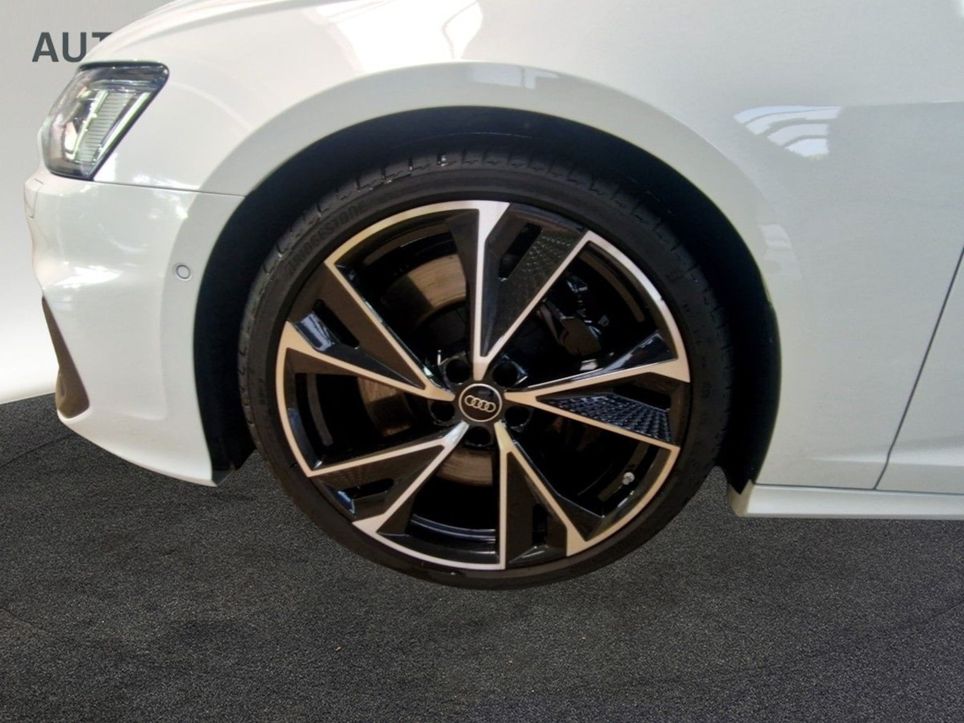 Audi S6 Avant