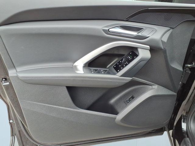 2025 Audi Q5 Premium - Photo 11