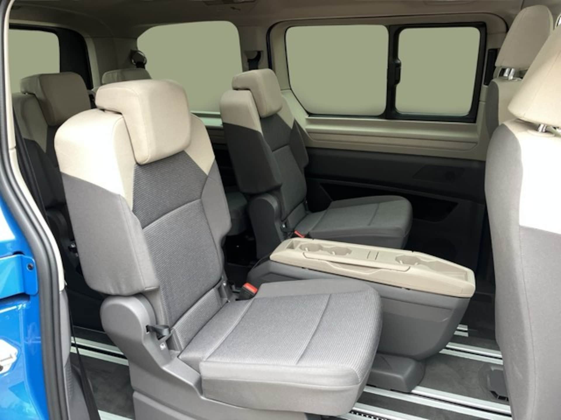 Volkswagen Multivan Basis-Modell