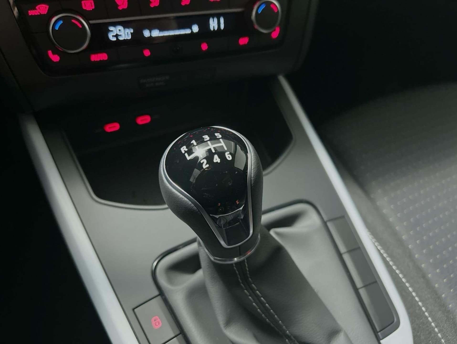 SEAT Arona Style