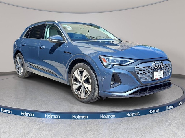 2024 Audi Q8 e-tron