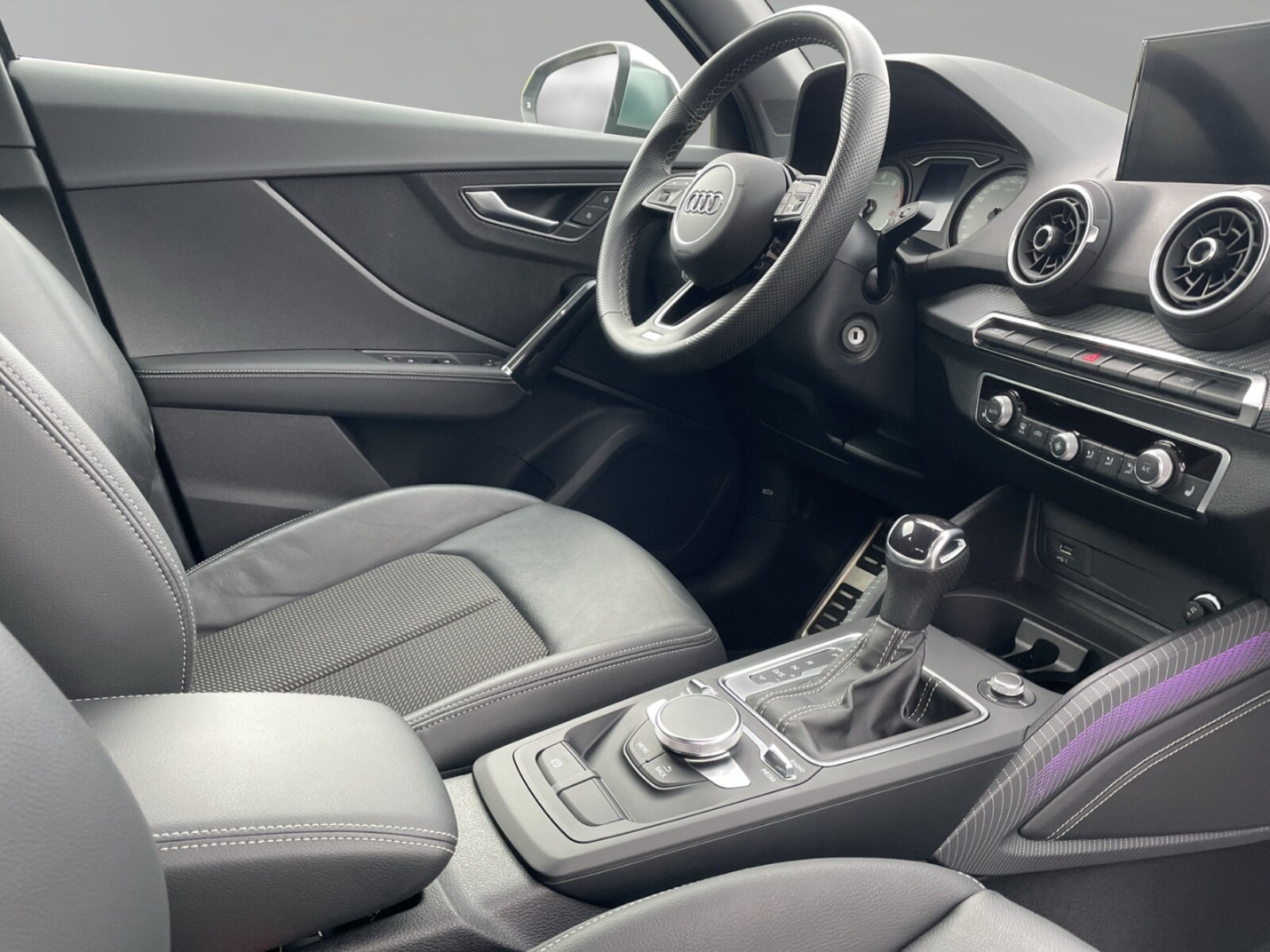 Audi SQ2 – Bild 6