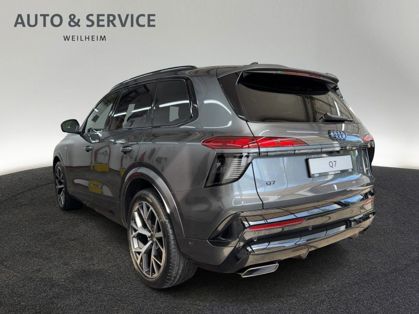 Bild über Audi Q7 SUV TDI quattro 220 kW tiptronic - für weitere Informationen kontaktieren Sie den Audi Partner