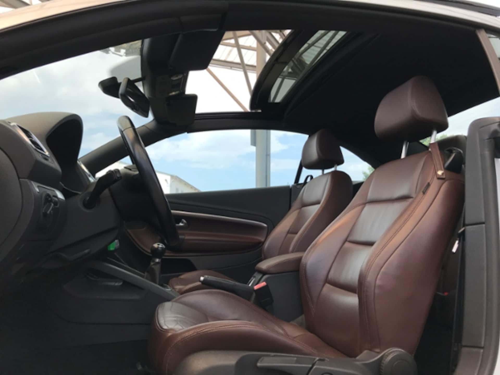 Volkswagen Eos