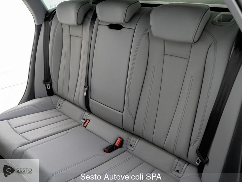 Immagine di Audi A4 allroad quattro Business 40 TDI 150 kW (204 CV) S tronic - Vista: for more details contact your dealer
