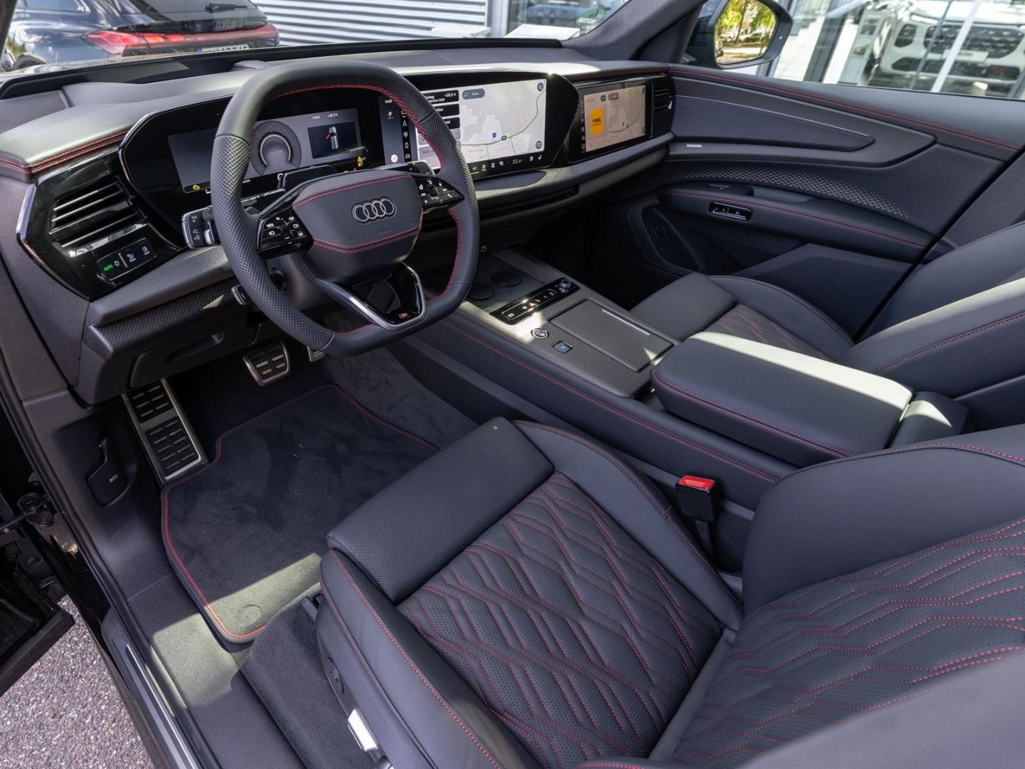 Bild über Audi Q7 SUV TDI quattro 220 kW tiptronic - für weitere Informationen kontaktieren Sie den Audi Partner