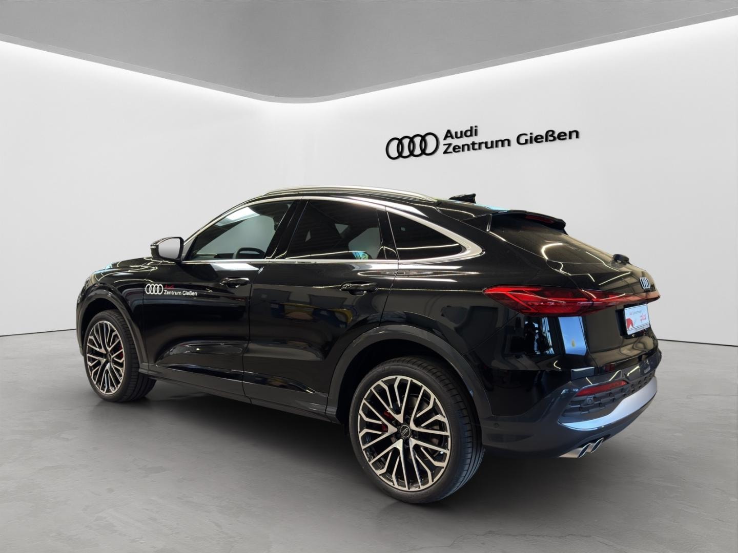 Bild über Audi Q5 Sportback TDI quattro 150 kW S tronic - für weitere Informationen kontaktieren Sie den Audi Partner
