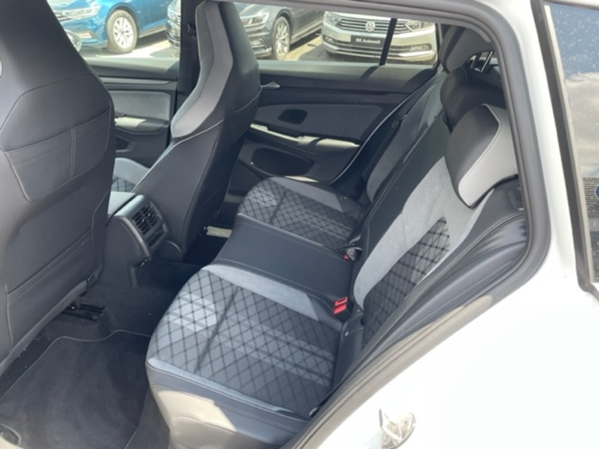 Volkswagen Golf Variant R-Line
