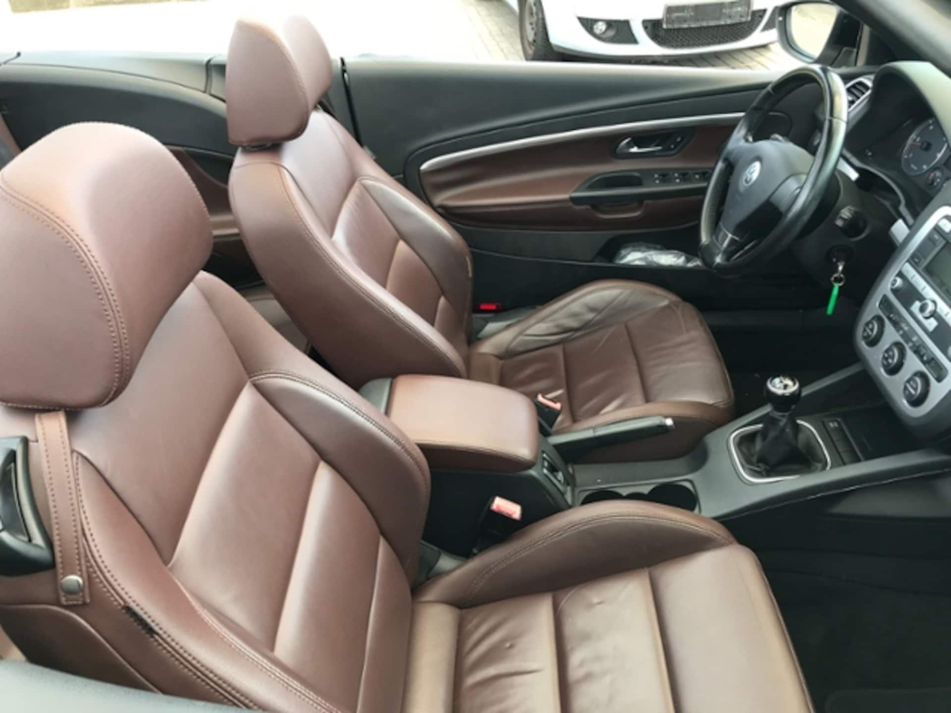 Volkswagen Eos